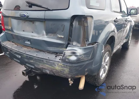 2010 Ford Escape Xlt from USA, damaged, VIN 1FMCU0DG9AKB08403